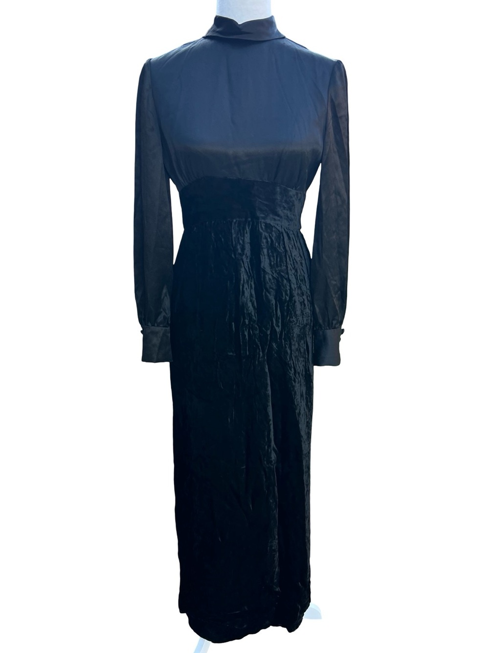 VTG 70s Black Velvet & Satin Goth Dramatic Long-Sleeved Expire-Waist Gown Dress